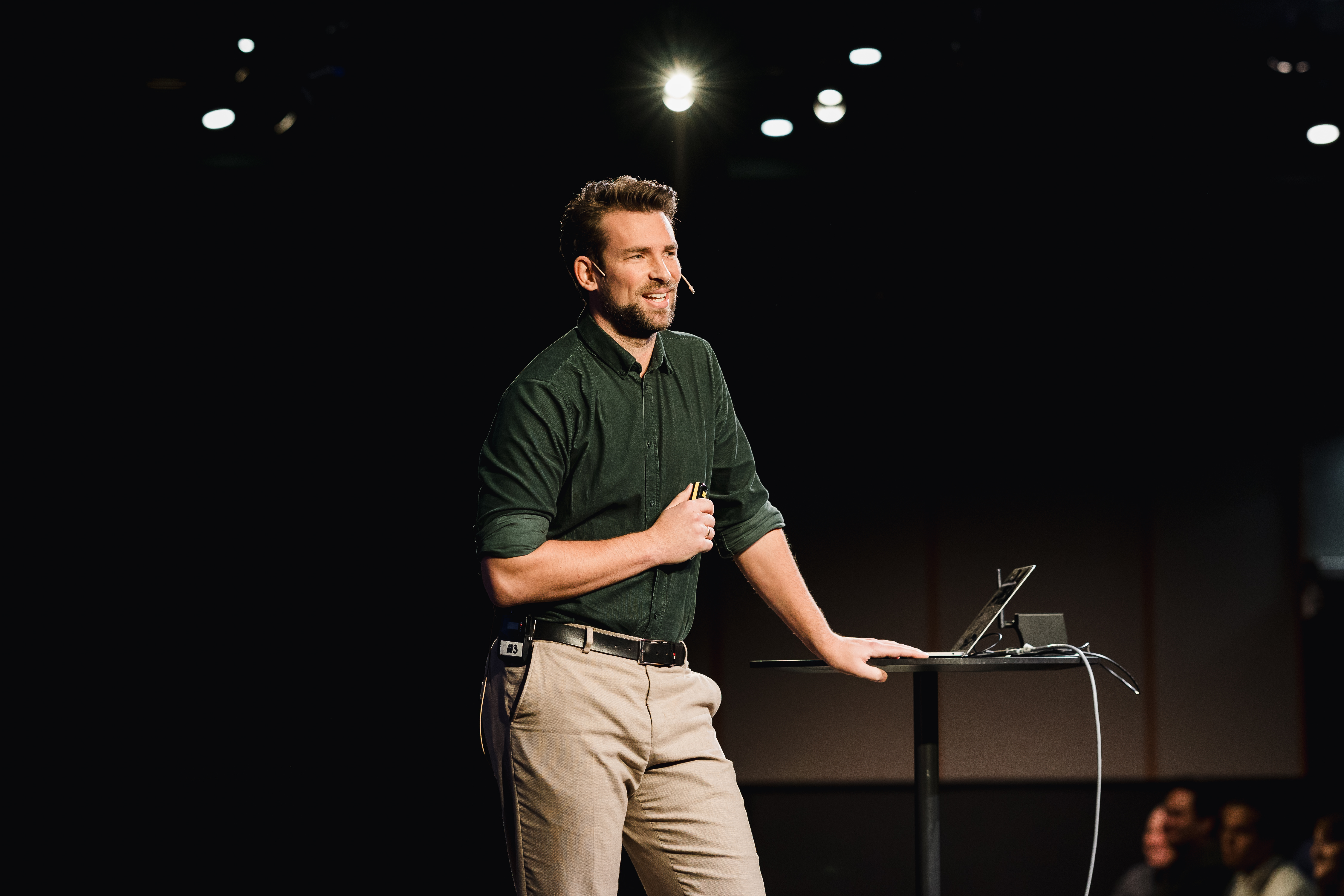 Nicolai on stage — the rebel